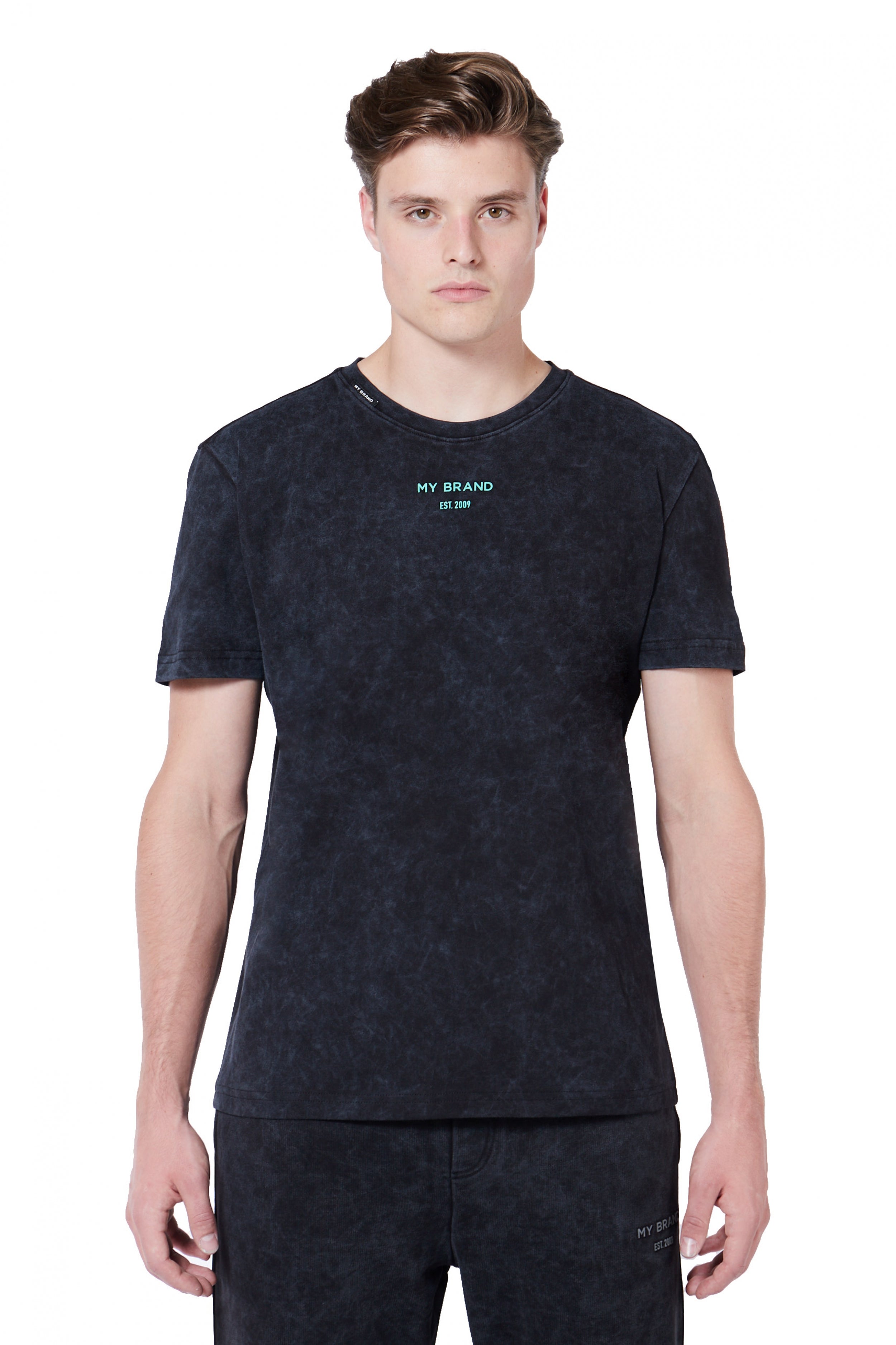 MB OUTLINED LOGO BACK T-S | BLACK