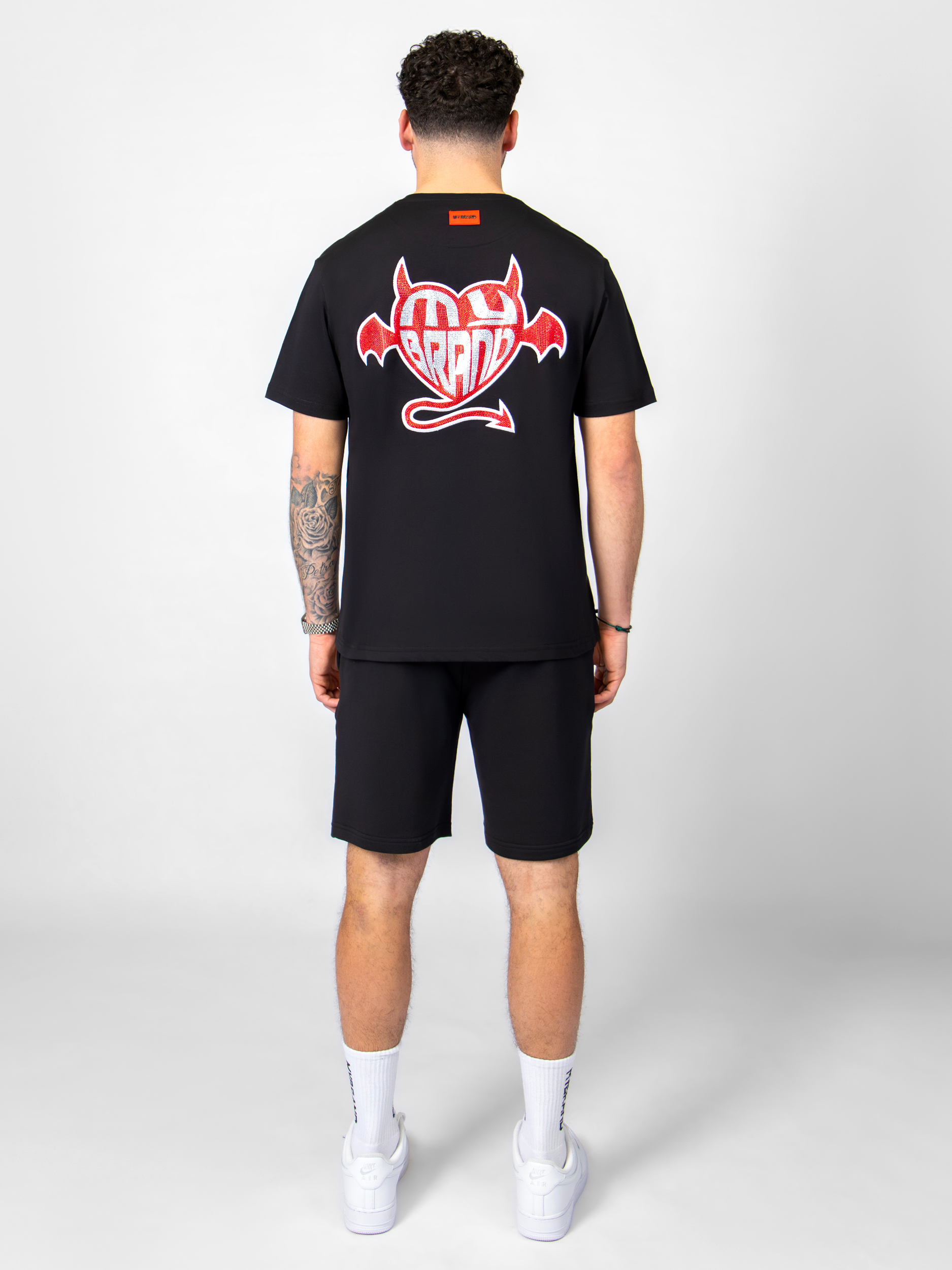 Love and thorns Tshirt | BLACK