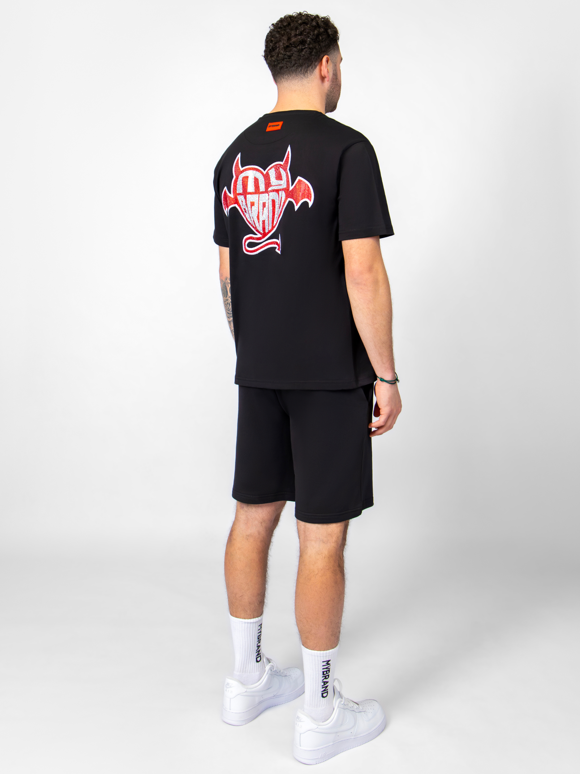 Love and thorns Tshirt | BLACK