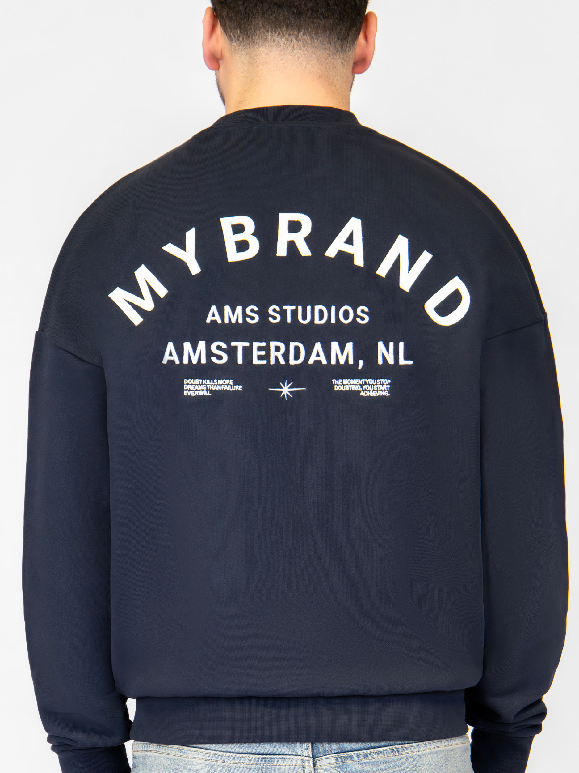 MYBRAND AMSTERDAM STUDIOS SWEATER | NAVY