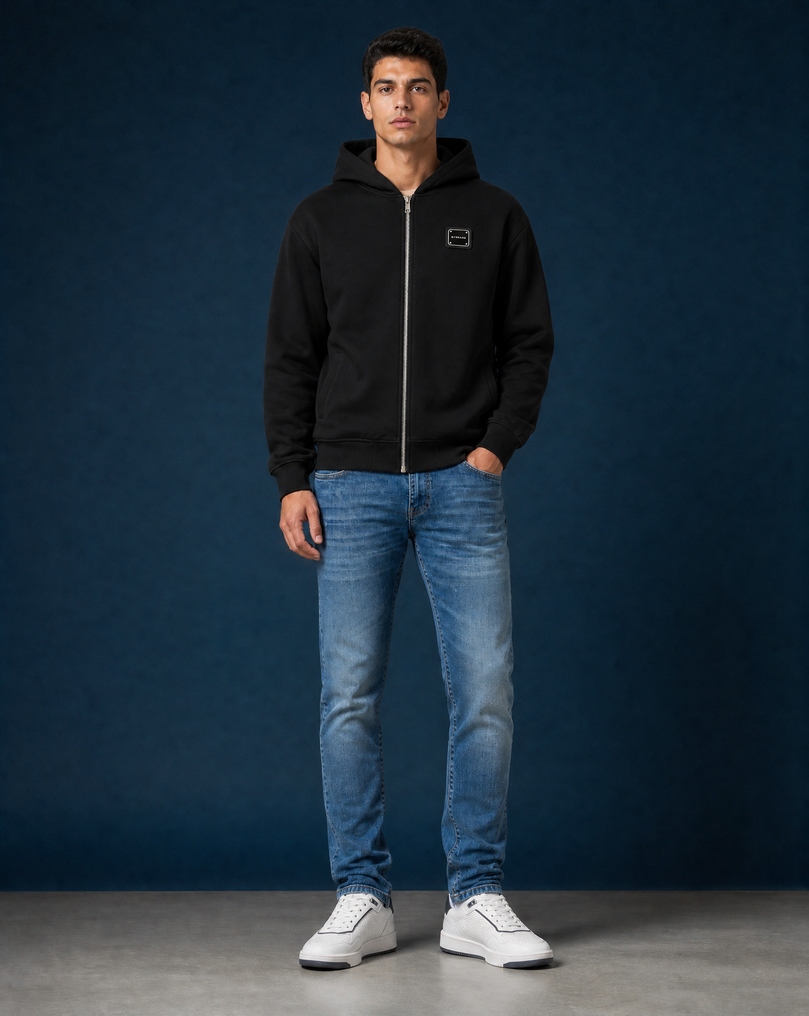 MB ESSENTIALS ZIP HOODIE | BLACK