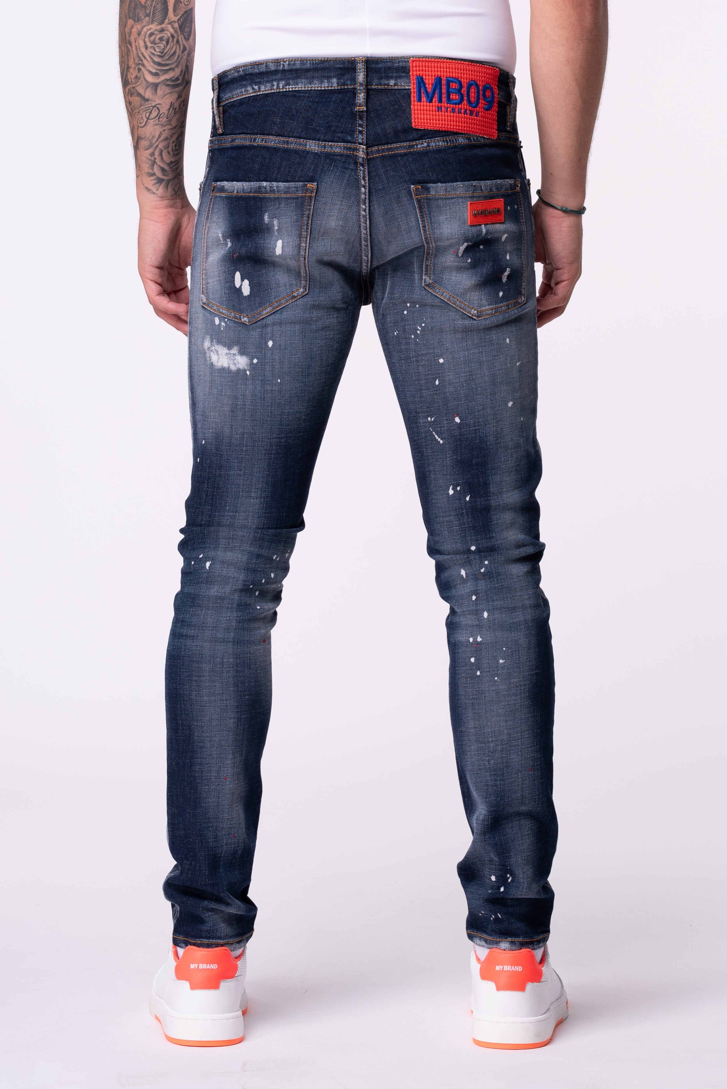 EMBROIDED RED MB09 | DENIM