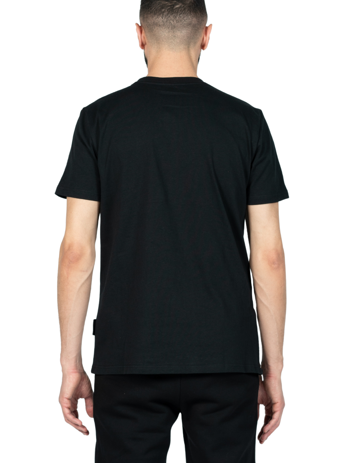 CAMISETA CON PARCHE HEXAGONAL MB BL | NEGRO