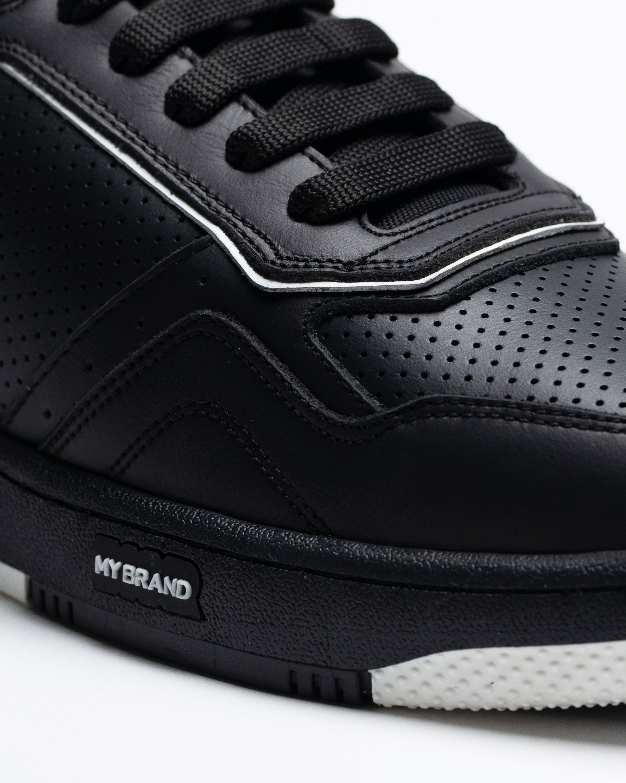 TENNIS SHOE BLACK BLACK – My Brand Online BV - Main Image