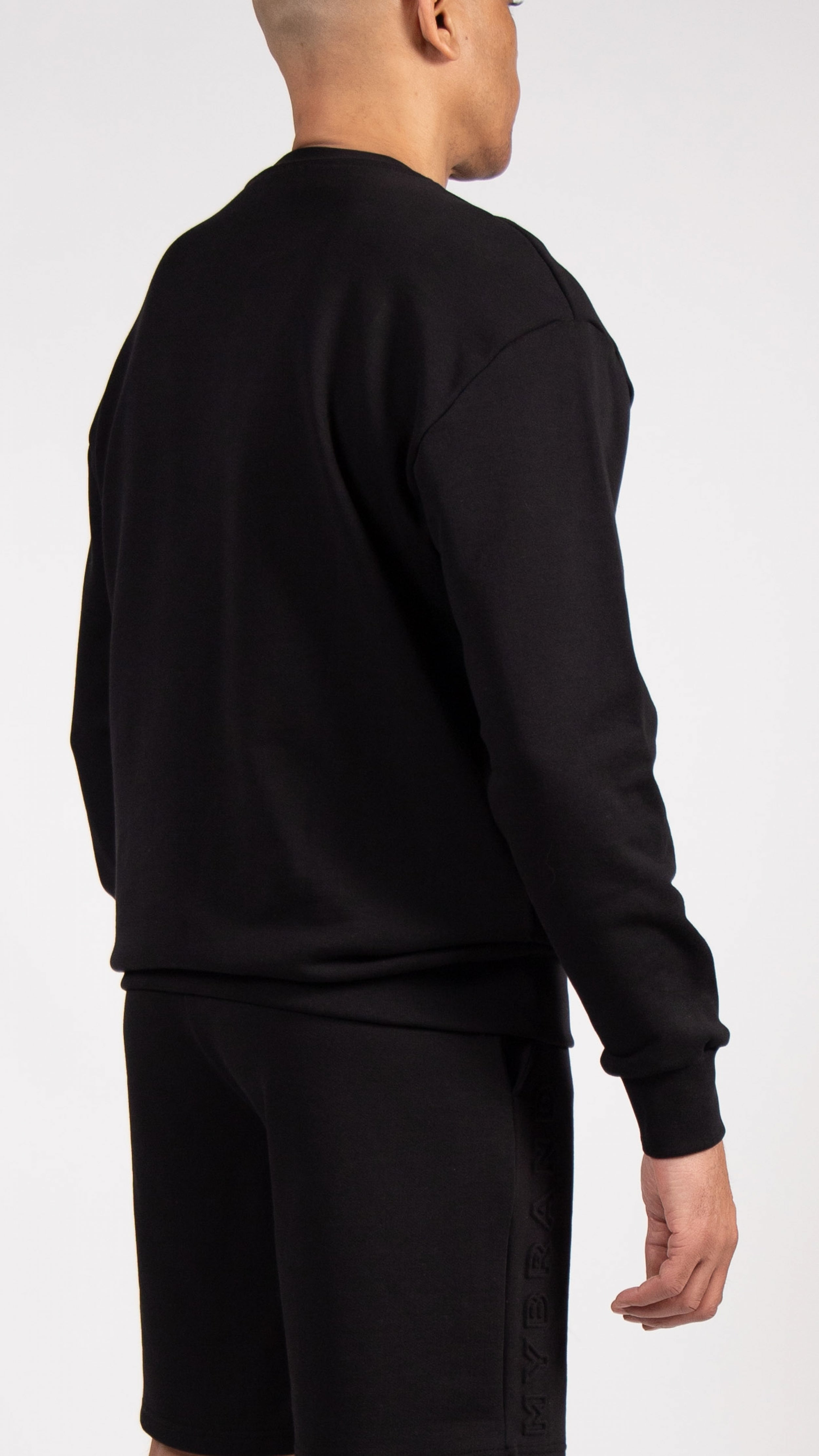 MYBRAND Embosed Statement Sweater Black | BLACK