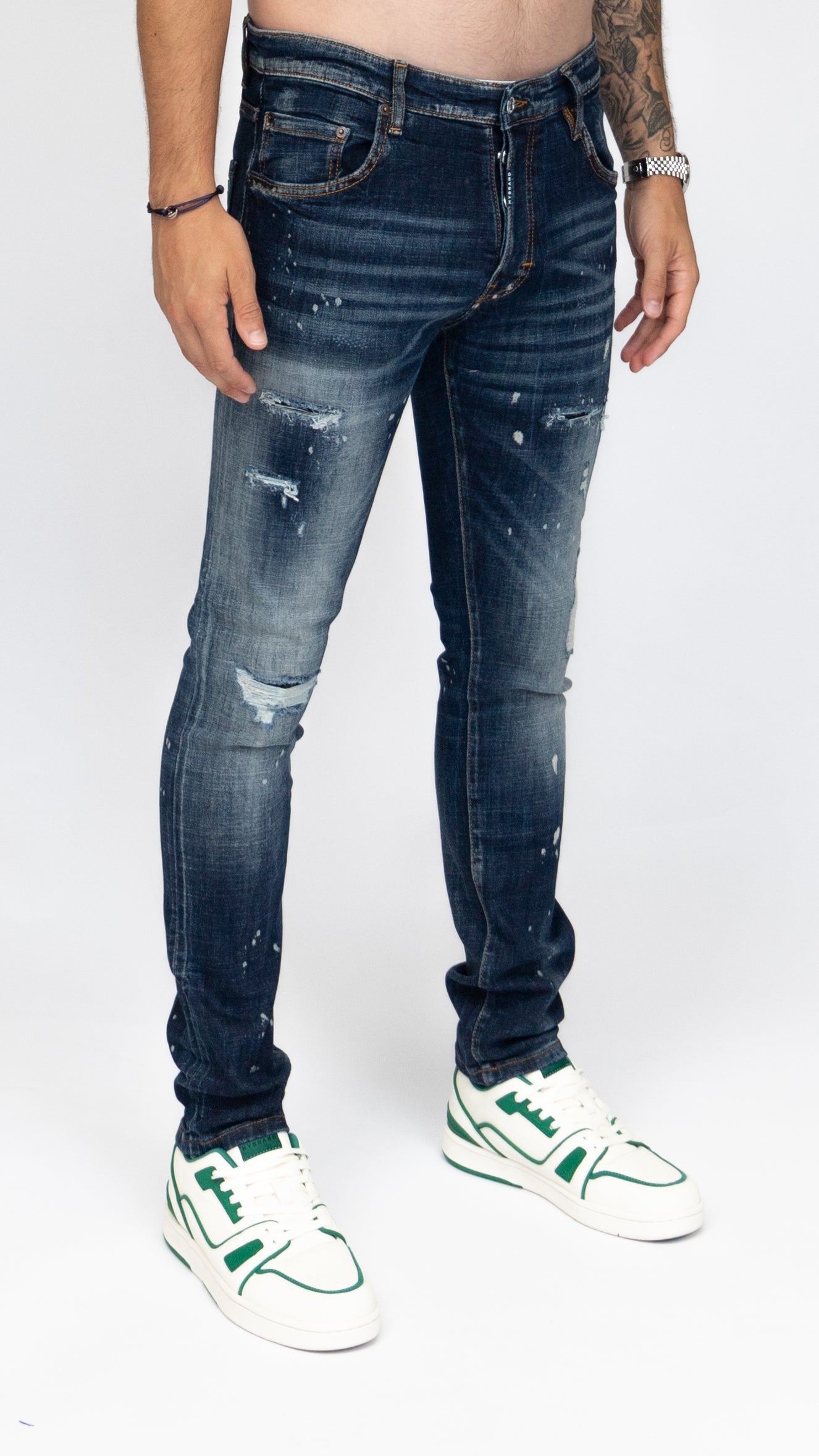 Vintage Indigo Torn Jeans | DENIM