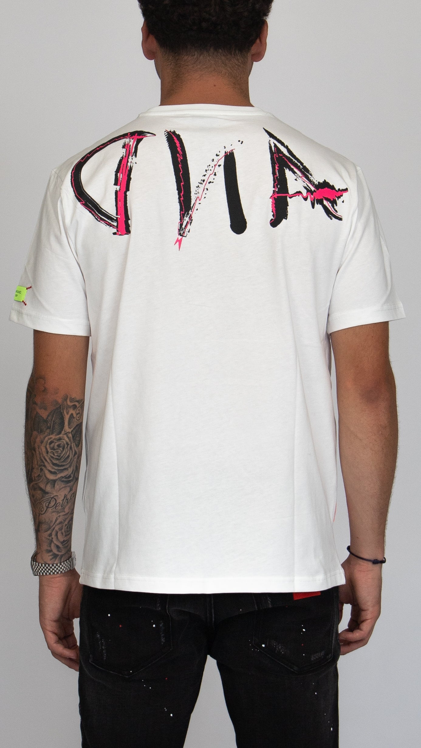 MYBRAND Signature Scribble Tee | OFF-WHITE