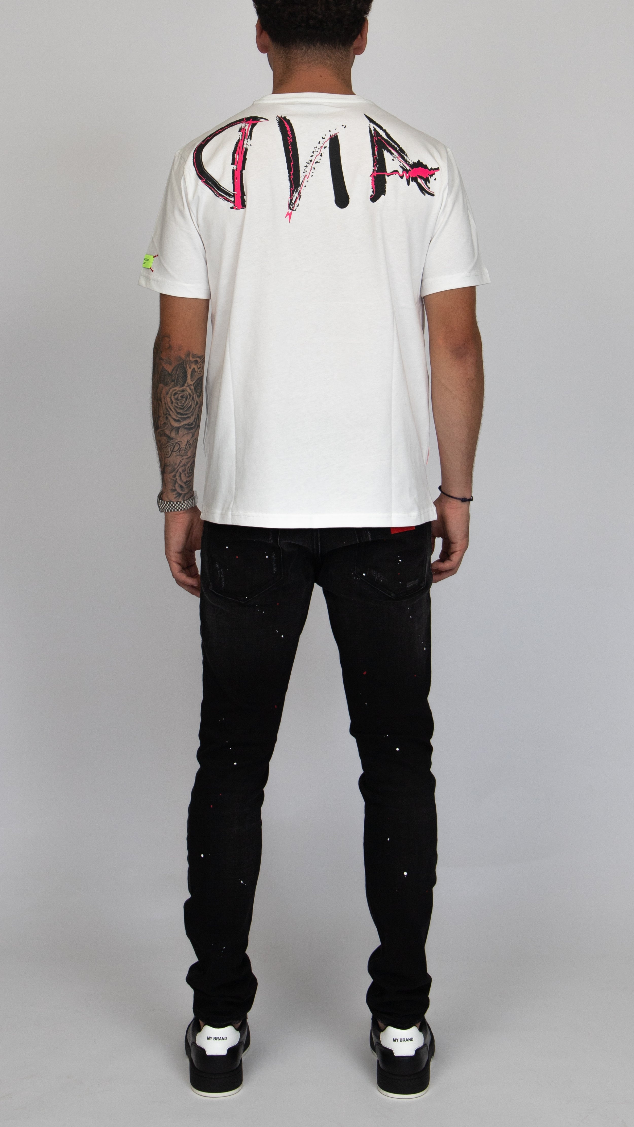 MYBRAND Signature Scribble Tee | OFF-WHITE