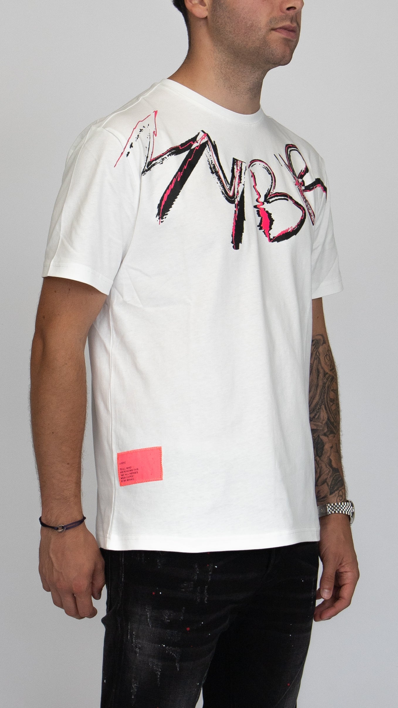 MYBRAND Signature Scribble Tee | OFF-WHITE