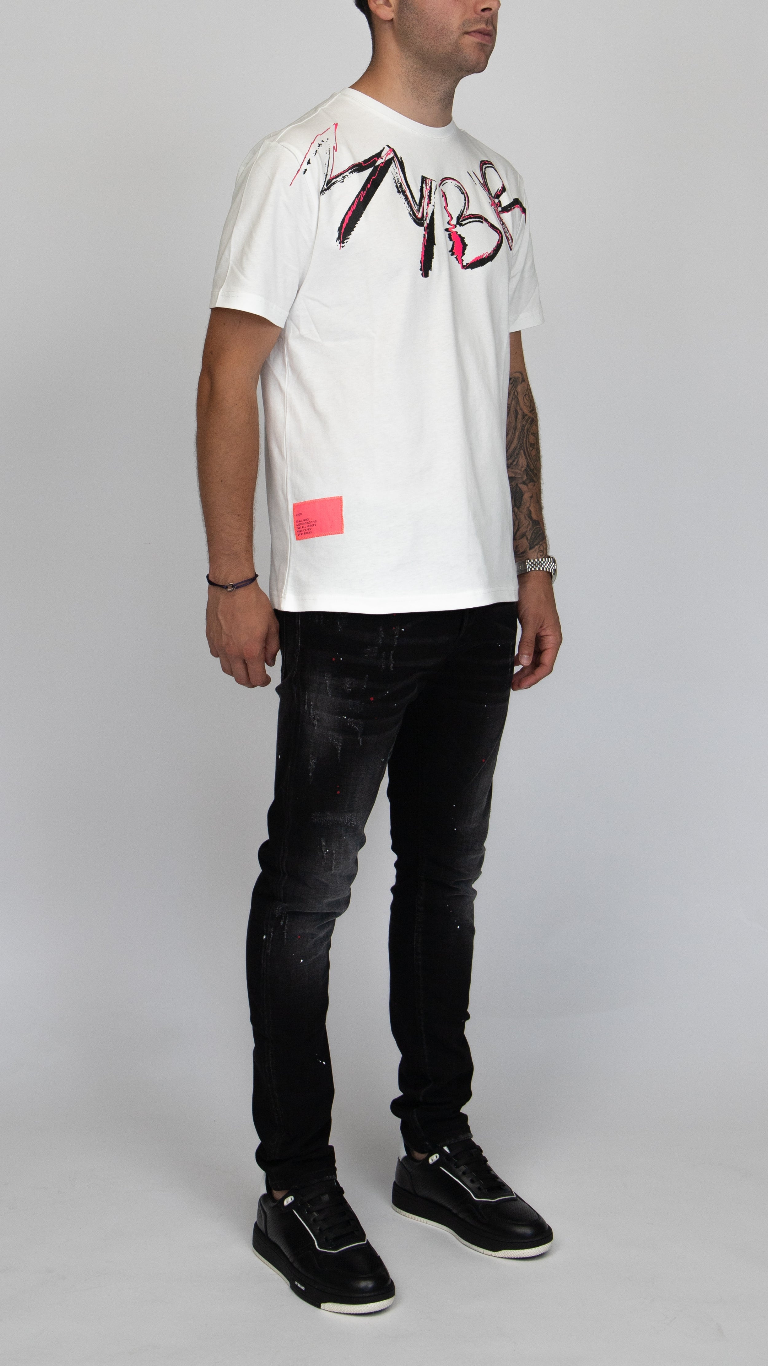 MYBRAND Signature Scribble Tee | OFF-WHITE