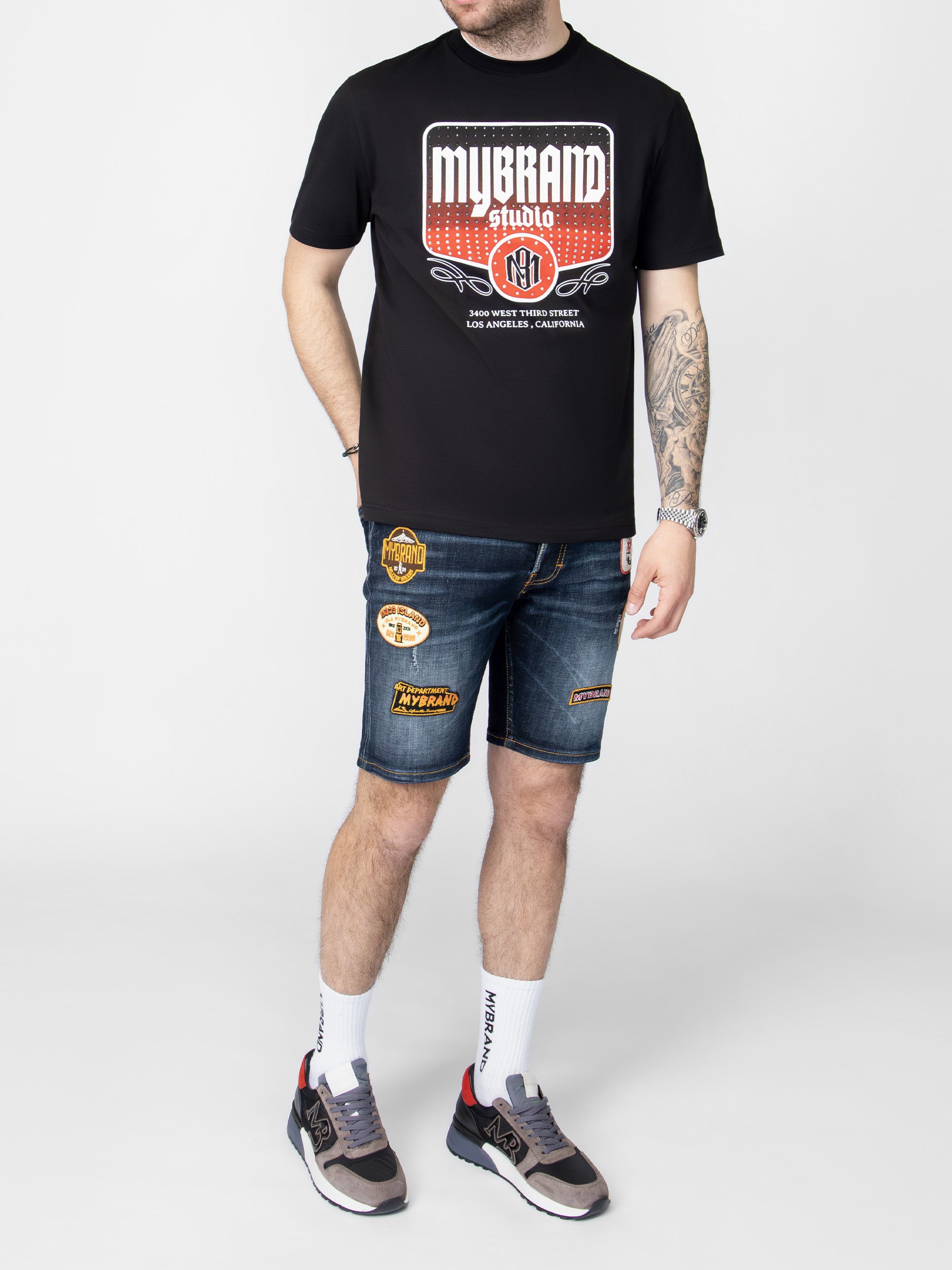 MY BRAND STUDIO URBAN STREETWEAR T-SHIRT BLACK – My Brand Online BV