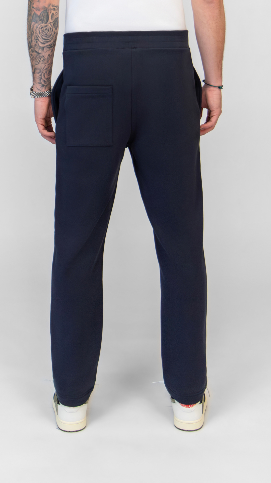 MB ESSENTIALS PANTS | NAVY