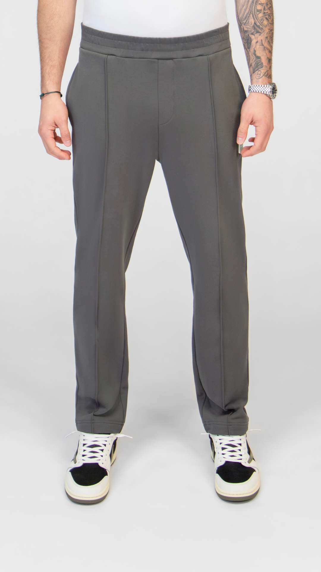 MB ESSENTIALS PANTS | DARK GREY
