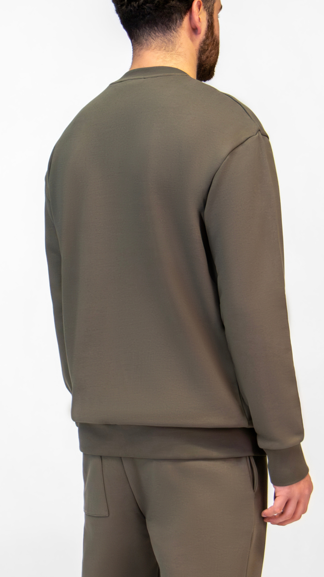 MB ESSENTIALS SWEATER | KHAKI