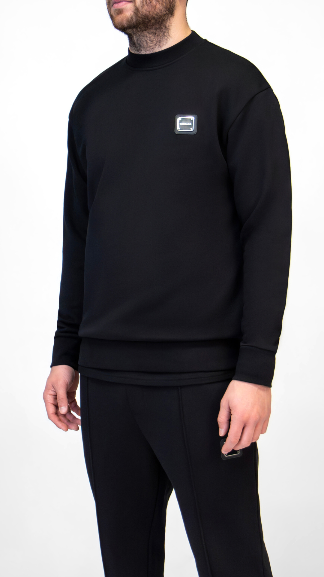 MB ESSENTIALS SWEATER | BLACK