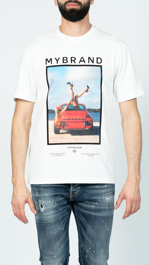 MYBRAND showroom porsche | WHITE