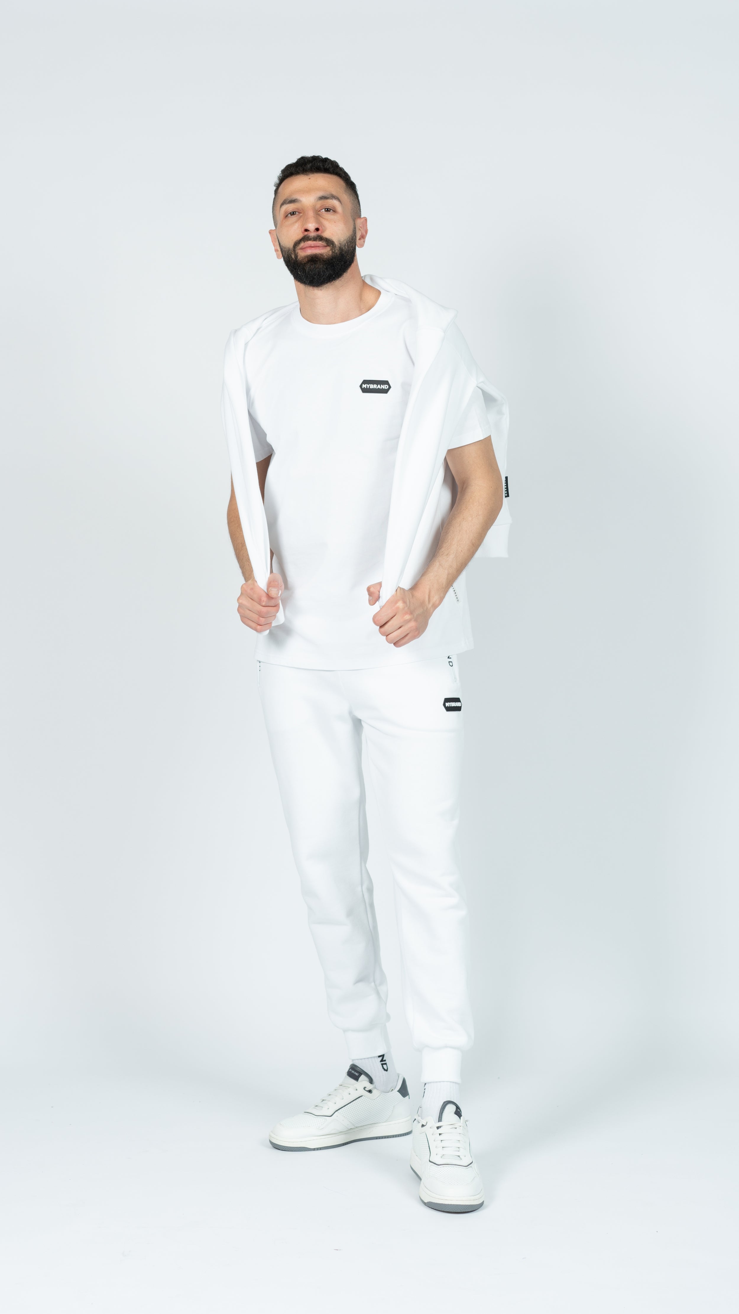 MB HEXAGON PATCH JOGGINGPAN | WHITE